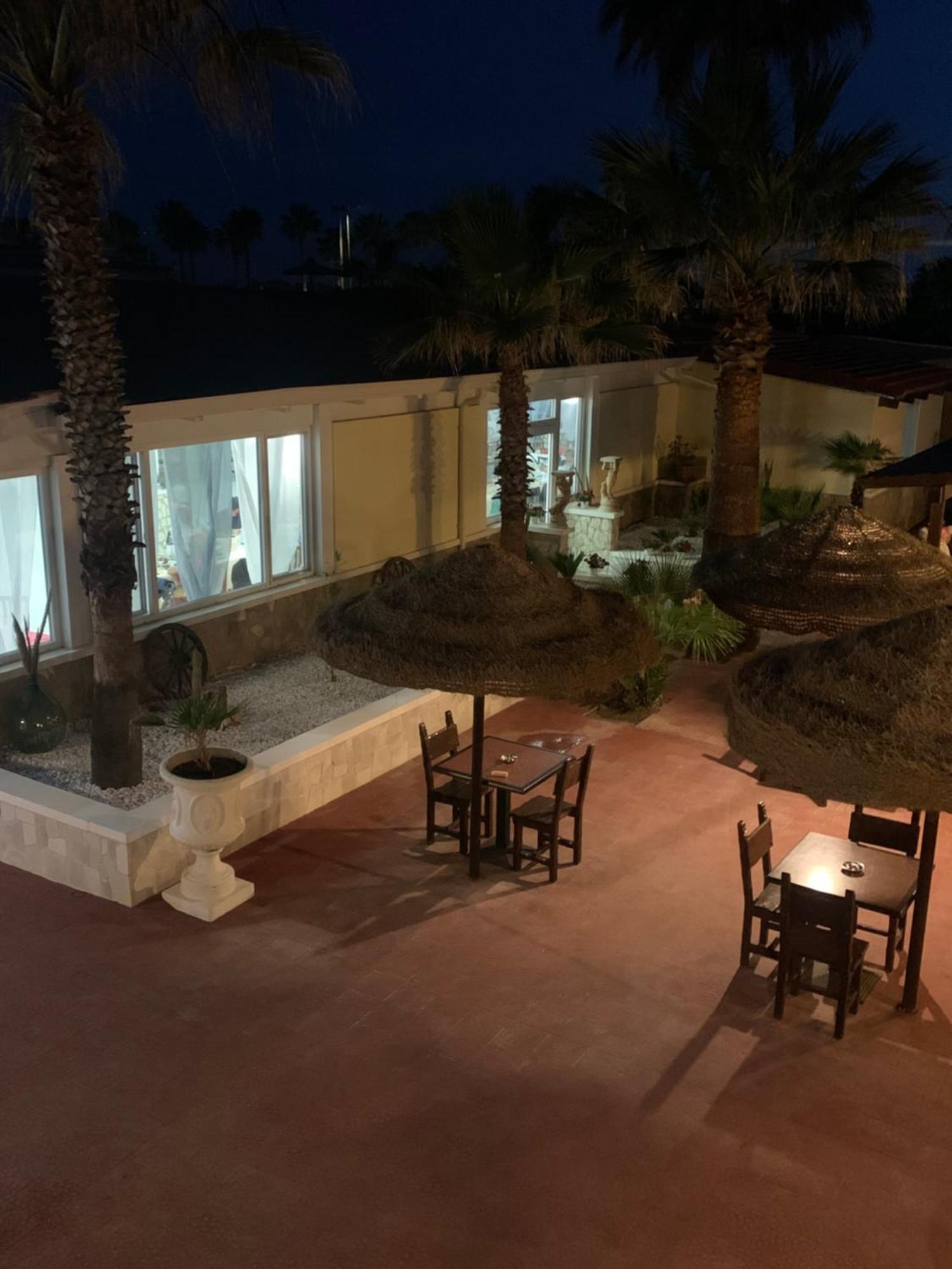 Villaggio Turistico La Baia Degli Angeli Margherita Di Savoia Exteriör bild