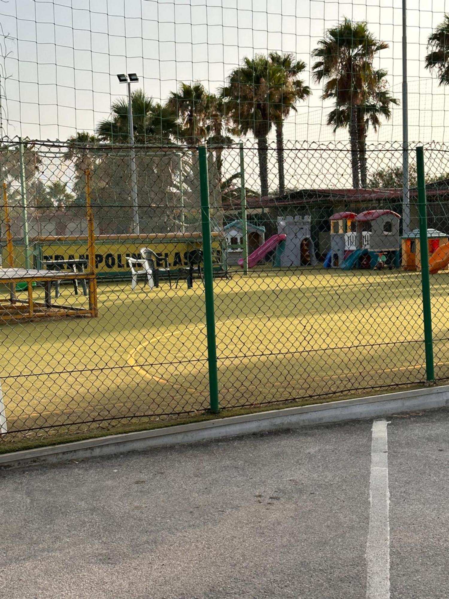 Villaggio Turistico La Baia Degli Angeli Margherita Di Savoia Exteriör bild